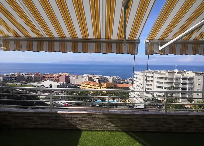 Luxury With Stunning Ocean View Apartman