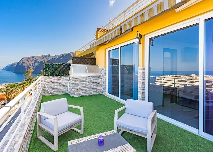 Luxury With Stunning Ocean View Apartment *