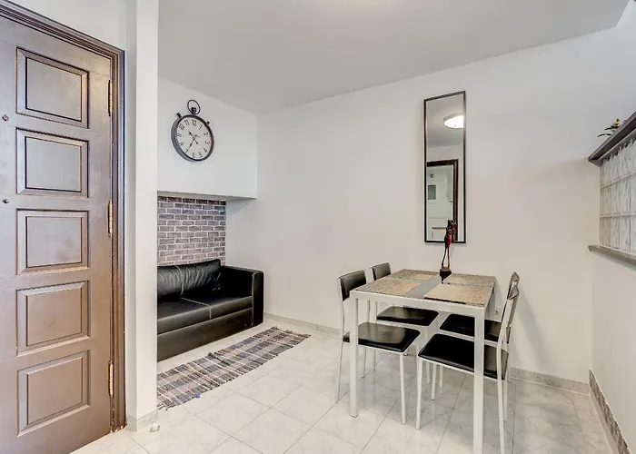 Luxury With Stunning Ocean View Apartman