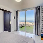 Luxury With Stunning Ocean View * Puerto de Santiago (Tenerife)